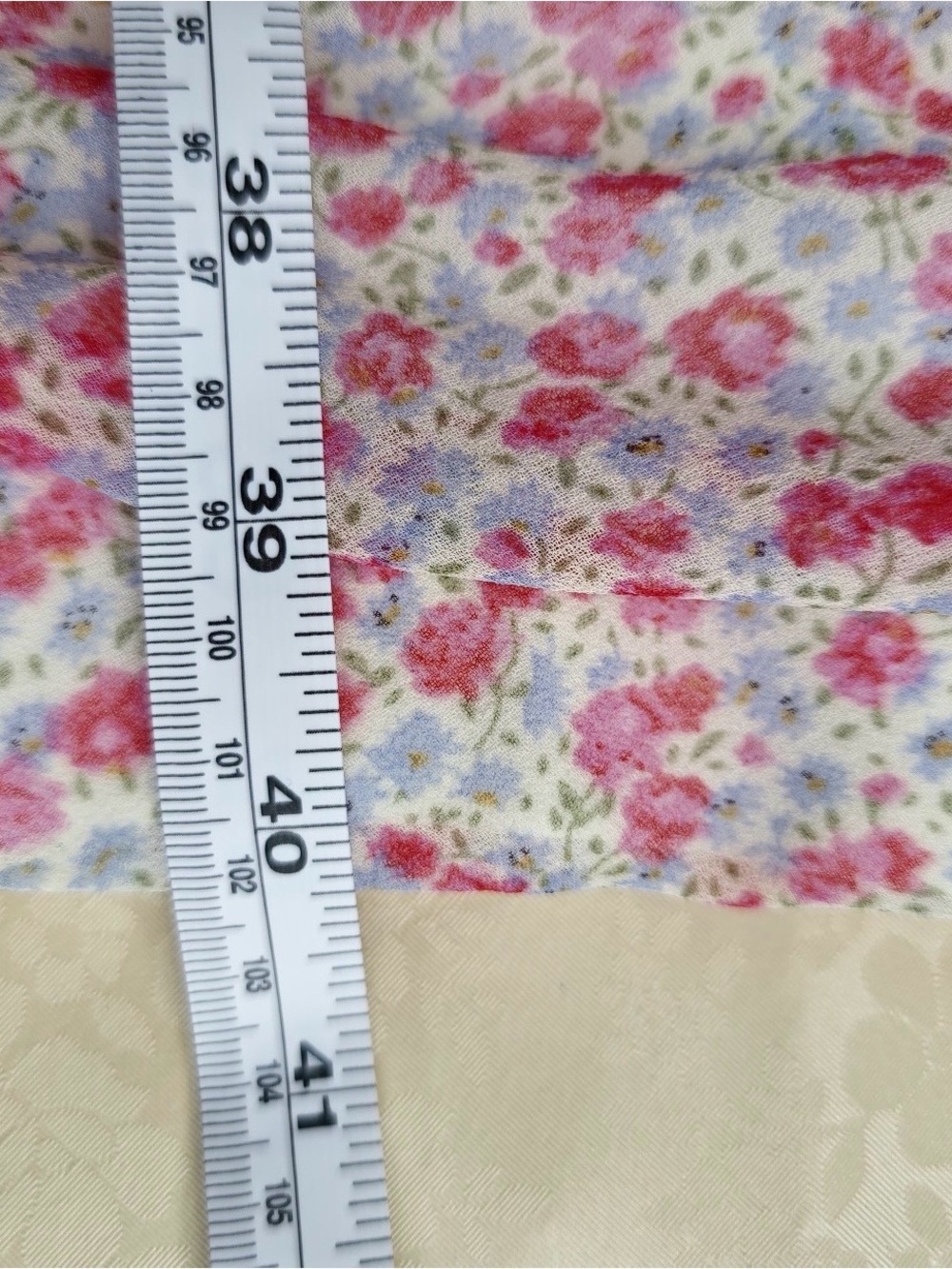 Bardot Pink Ditsy Floral Ruched Midi Dress Size 6 NWT - Picture 4 of 10